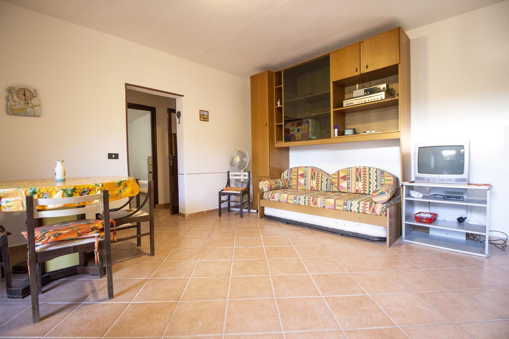 5 Stanze da Letto Stanze da Letto, ,3 BathroomsBathrooms,Appartamento,Vendita,1035