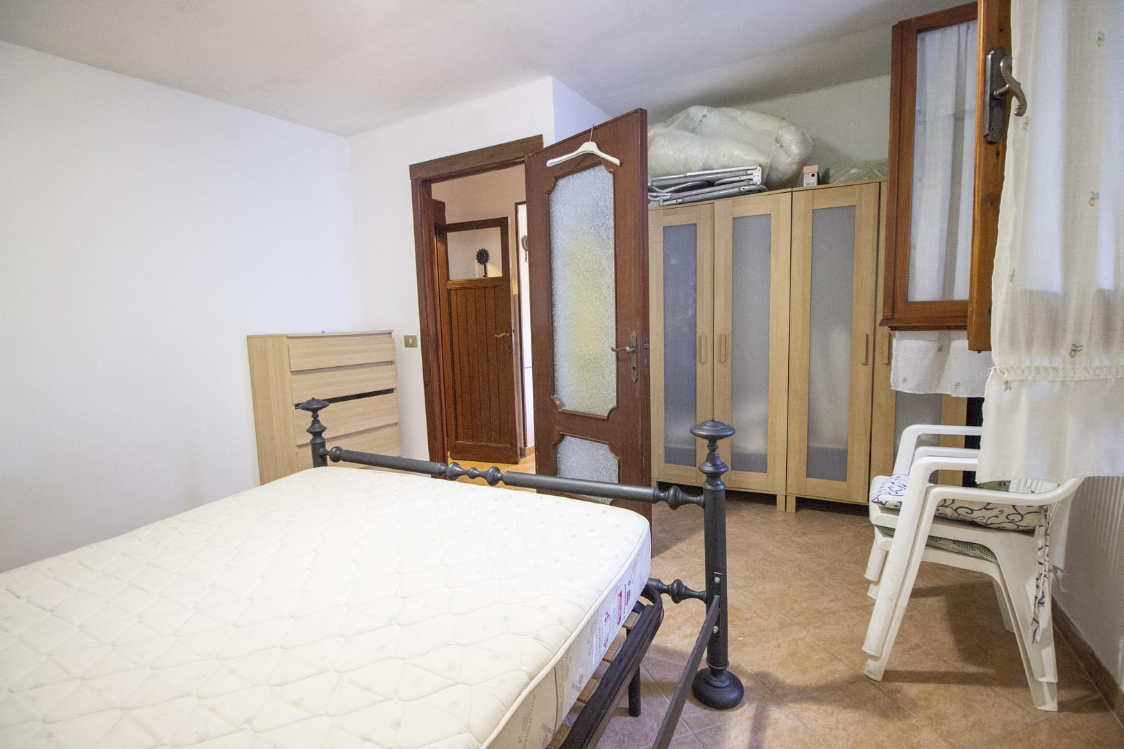 5 Stanze da Letto Stanze da Letto, ,3 BathroomsBathrooms,Appartamento,Vendita,1035