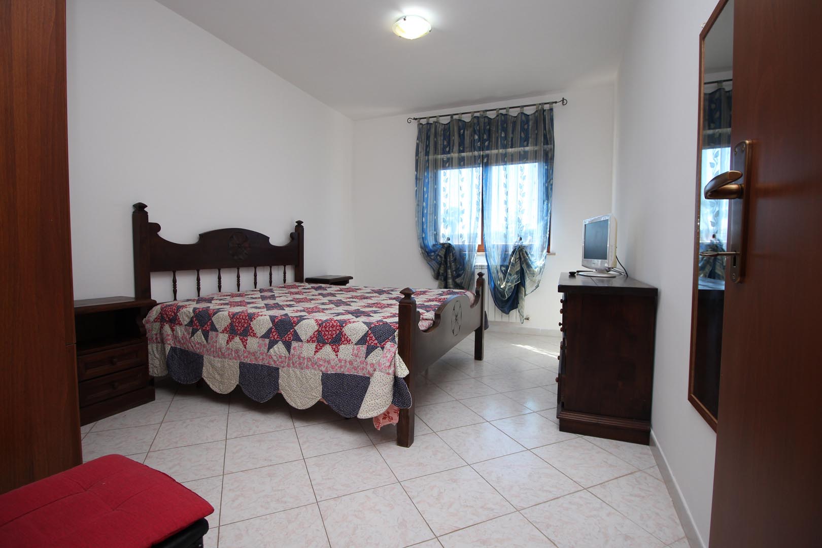 4 Stanze da Letto Stanze da Letto, ,2 BathroomsBathrooms,Appartamento,Affitto Breve,1065